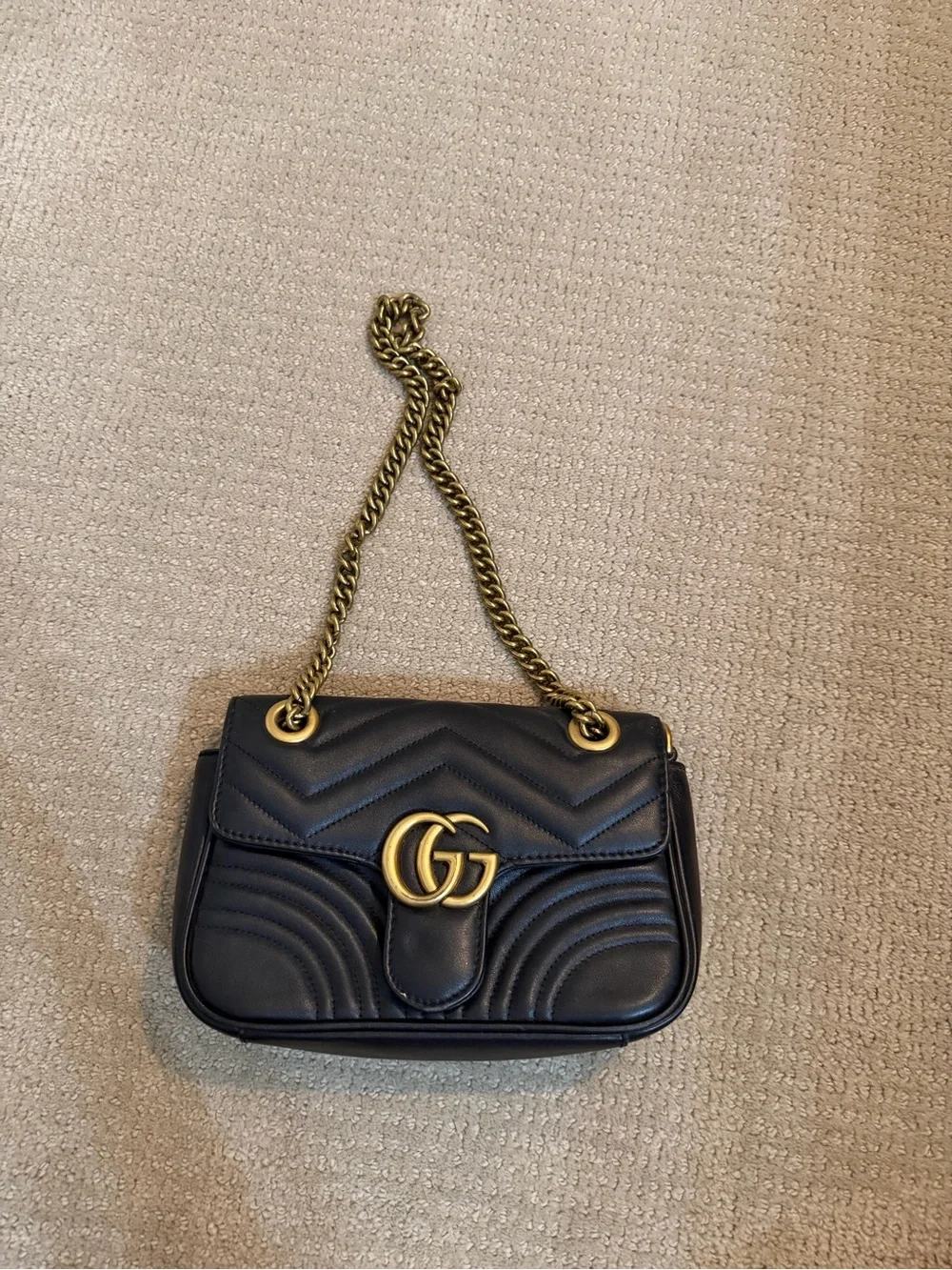 FAUX Gucci Marmont Matelassé Leather Shoulder Bag in Black